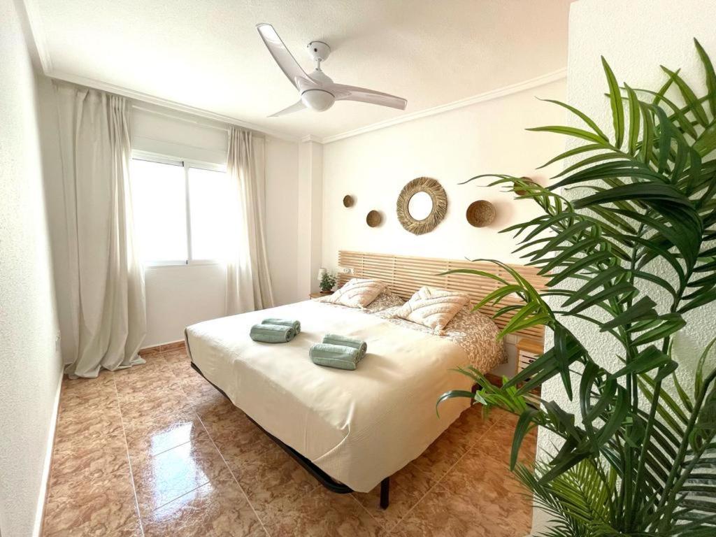 Apartamento Azzurro Apartment Torrevieja Exterior foto
