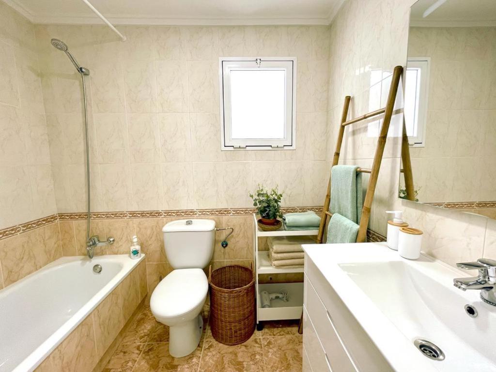 Apartamento Azzurro Apartment Torrevieja Exterior foto
